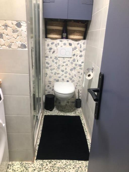 Appartement Vue Mer Au Lavandou Le Lavandou Bagian luar foto